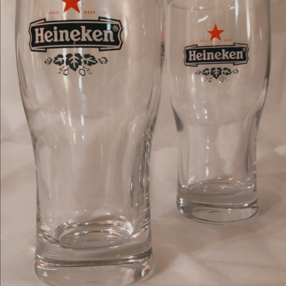 Set of 2 Heineken Red Star Belgian Beer Glasses - Picture 3 of 5